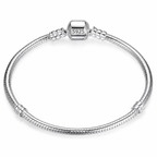 CALEO clean white gallery 07 — Heart & Geometric Clasp Snake Chain Bracelet — 2026-07-31