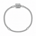 CALEO clean white gallery 10 — Heart & Geometric Clasp Snake Chain Bracelet — 2026-07-31