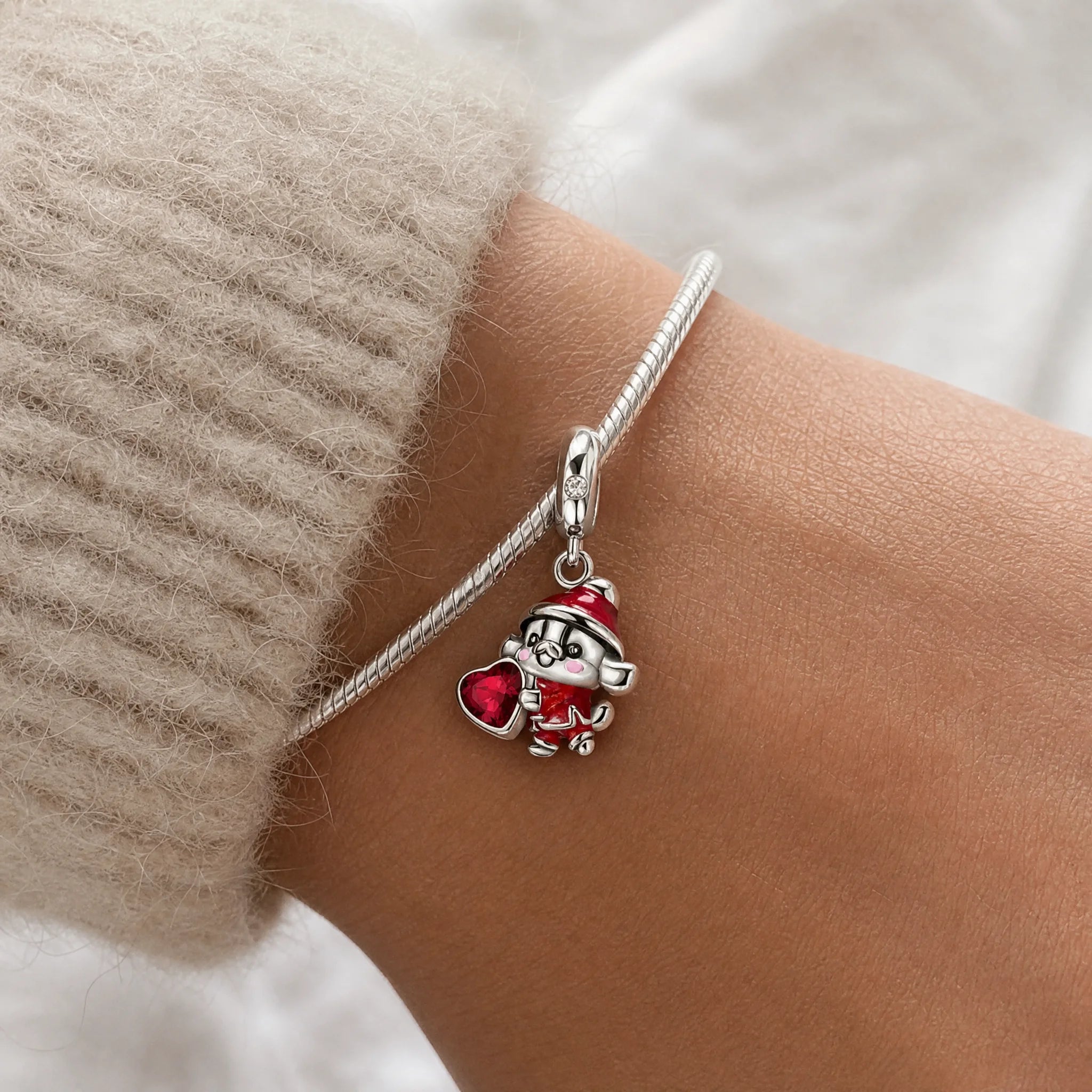 CALEO dangle lifestyle image - Santa Heart Dangle Charm - dangle-one-thumb-ref19-santa-heart-dangle-charm - 2026-07-24