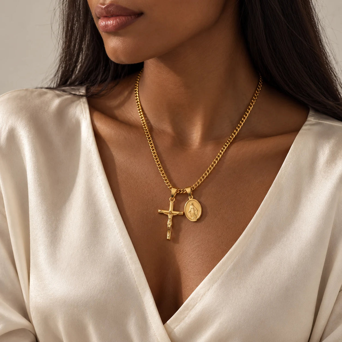 Marian Grace Necklace - lifestyle gold woman